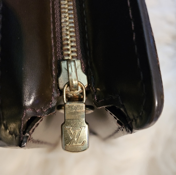 Ultra Rare Louis Vuitton Homme Pochette Clutch /Crossbody. UNISEX! 🔥 - Picture 12 of 15